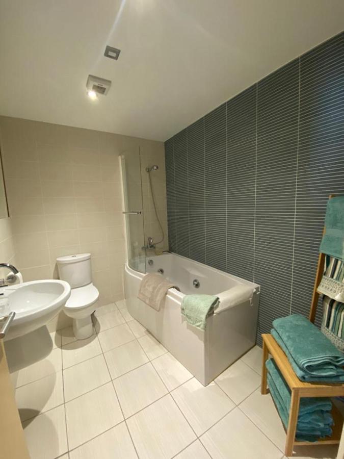 Cosy 3 Bedroom Apartment In Central Portrush With Sea Views Esterno foto
